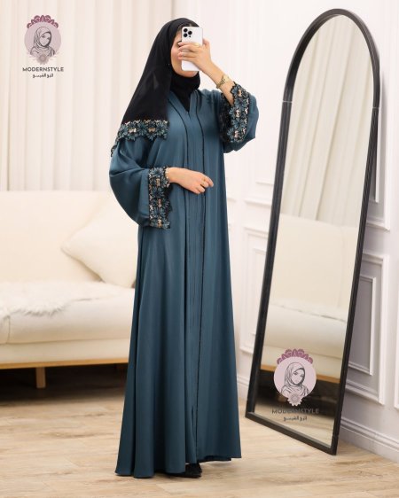 عباية كلفة دبي