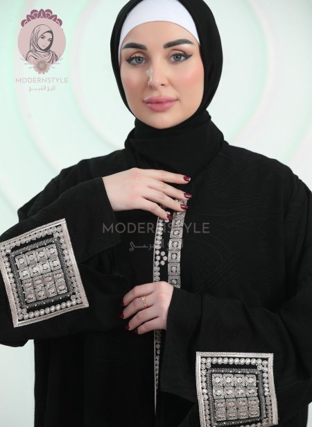 عباية مميزة عملية