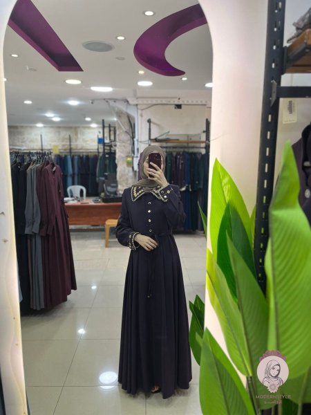 التوتي الغامق