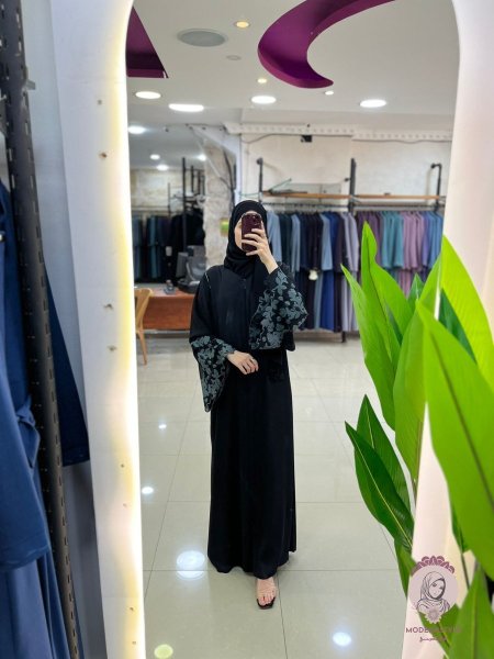 اسود ايد تركواز