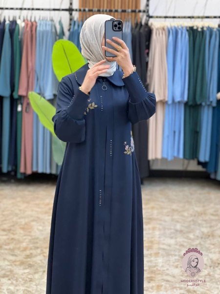 اللون الكحلي