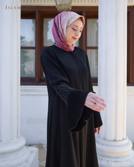 عباية ايد شرحات