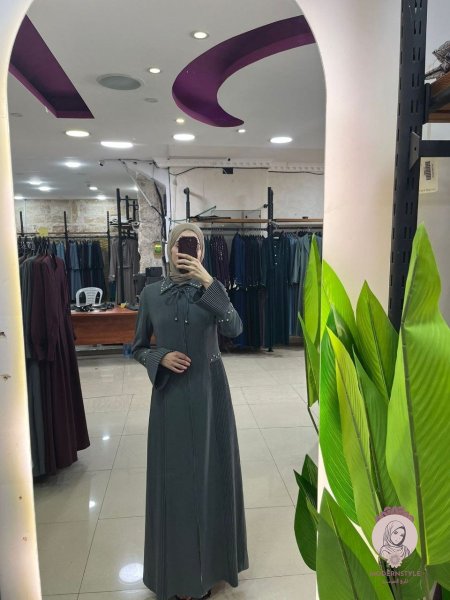 رمادي